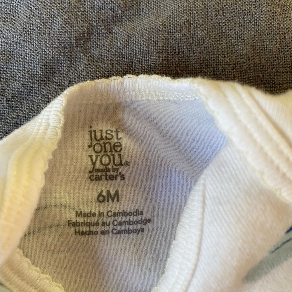 Carter’s bird design long sleeve onesie